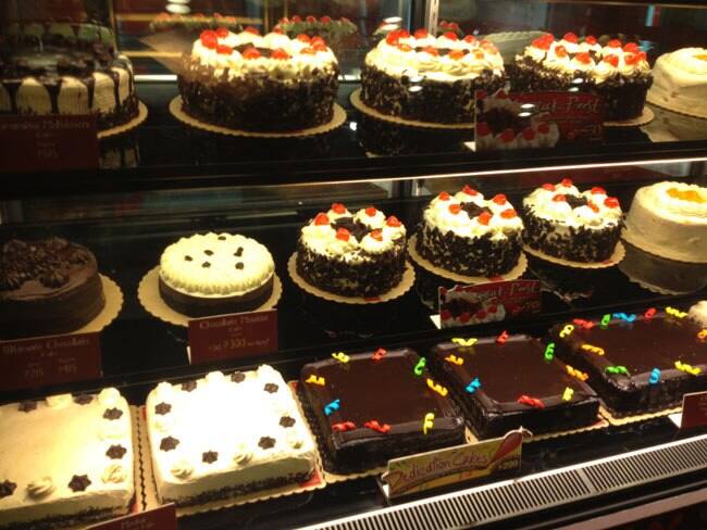 Red Ribbon Bakeshop, Ermita, Manila - Zomato Philippines