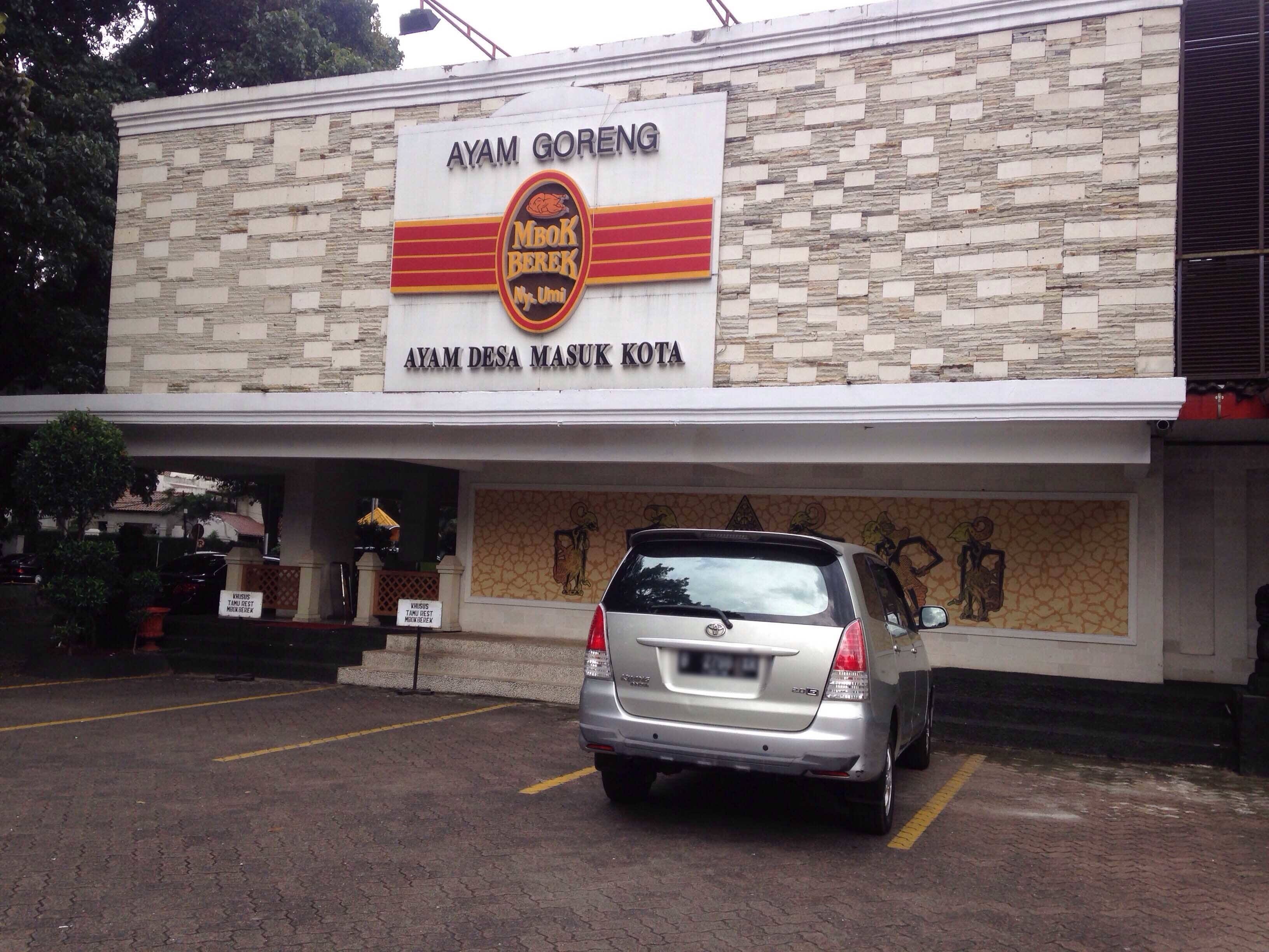 Ayam Goreng Mbok Berek Ny Umi Pondok Indah Jakarta