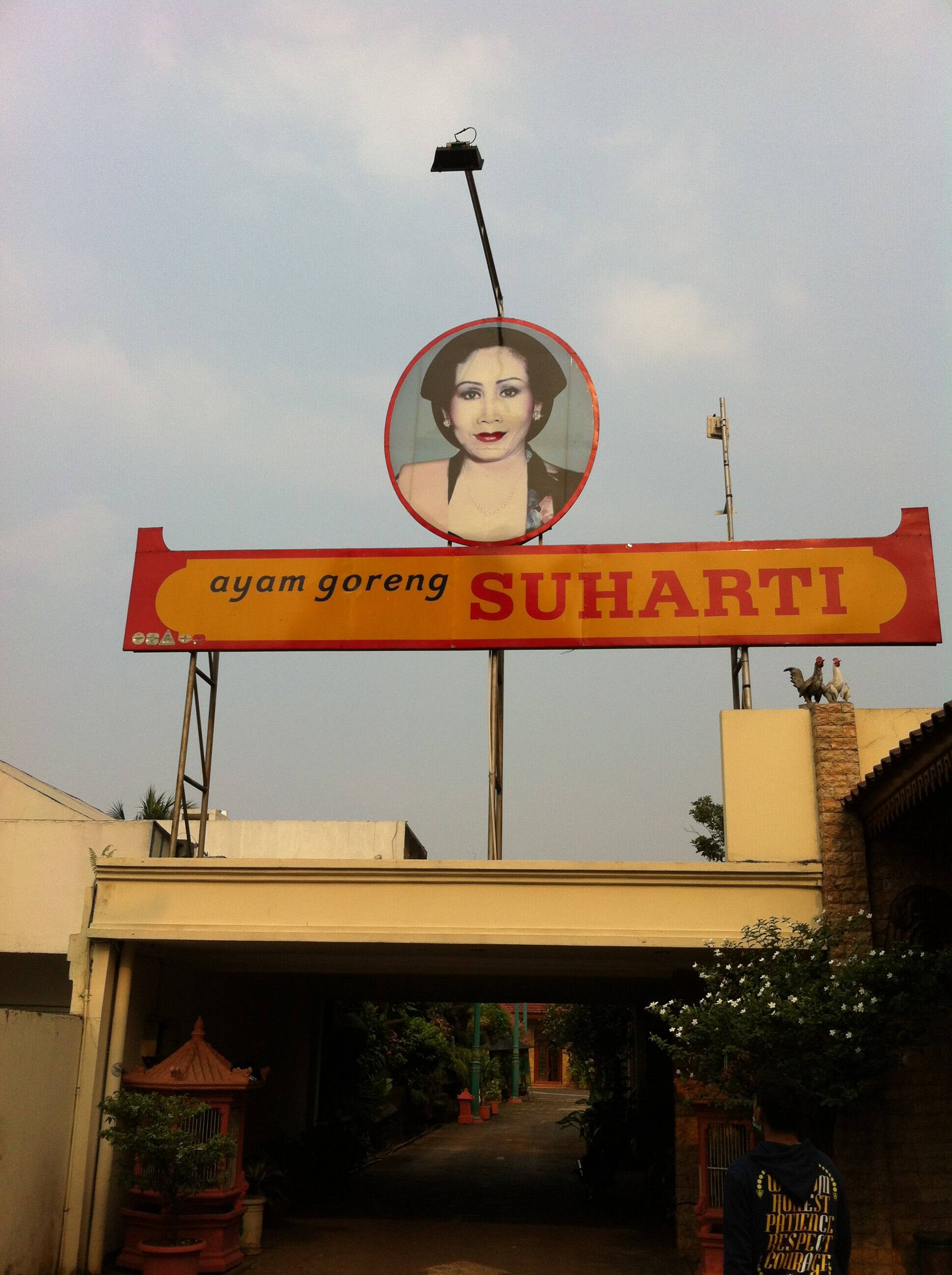 Ayam Goreng Suharti Cilandak Jakarta