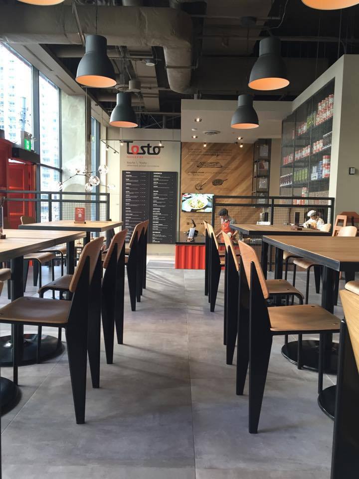 Tosto Quickfire Pizza Pasta Discovery District Toronto