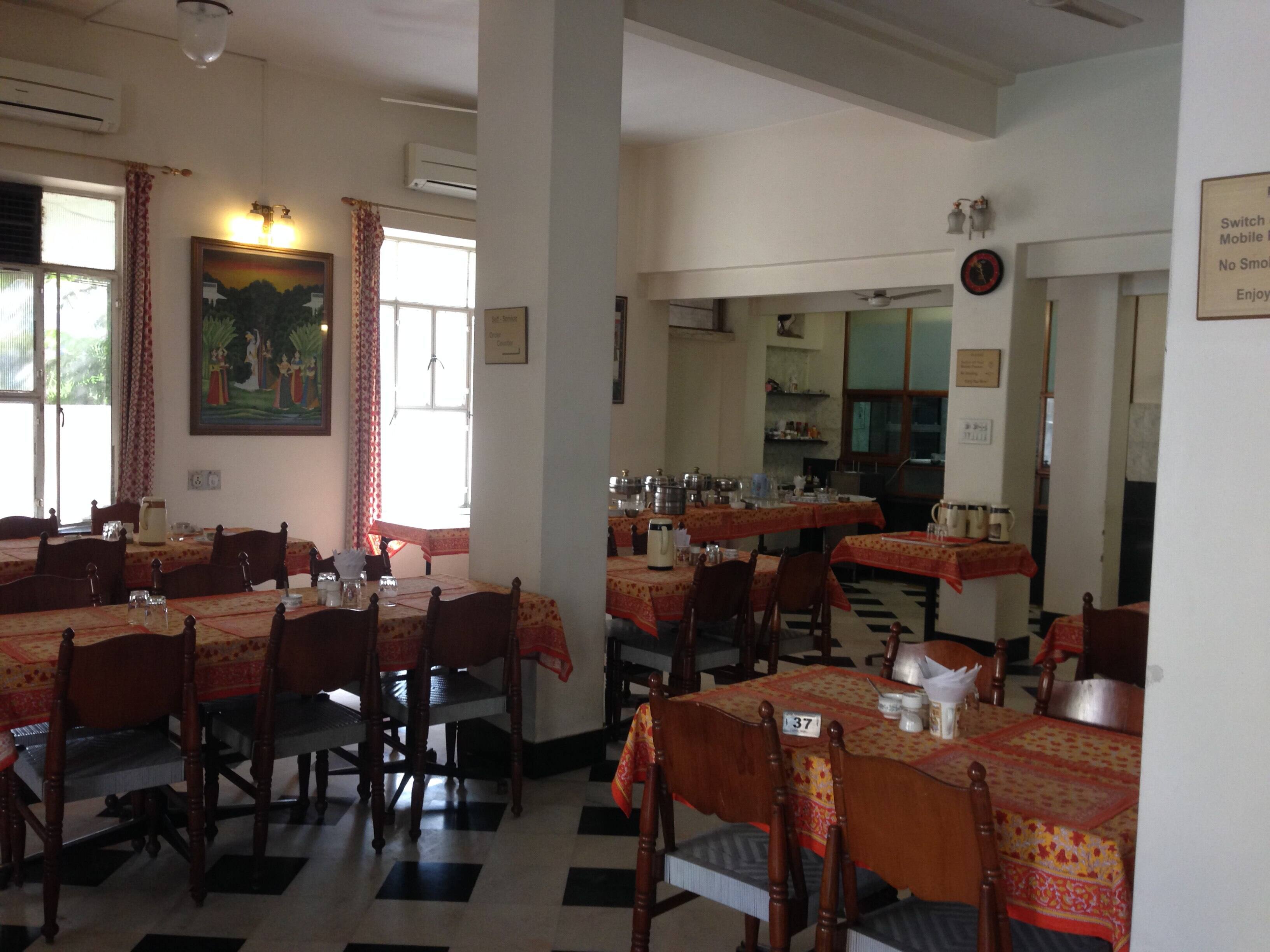 breakfast, breakfast near me, poha, kachori, chai - Hotel Arya Niwas - img5