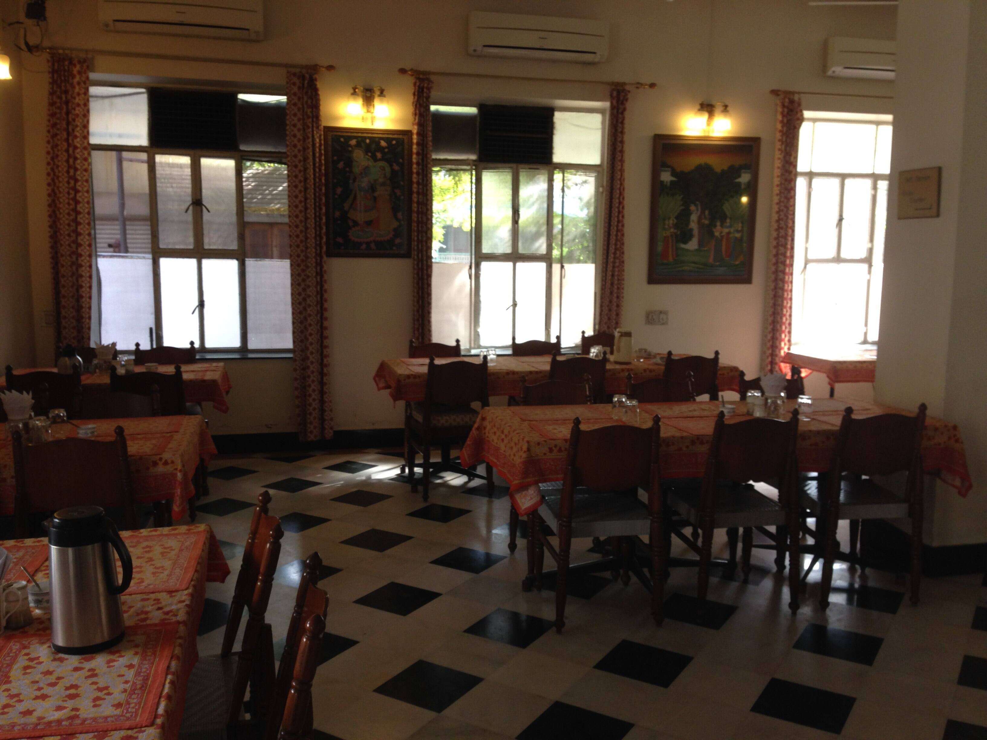 breakfast, breakfast near me, poha, kachori, chai - Hotel Arya Niwas - img2