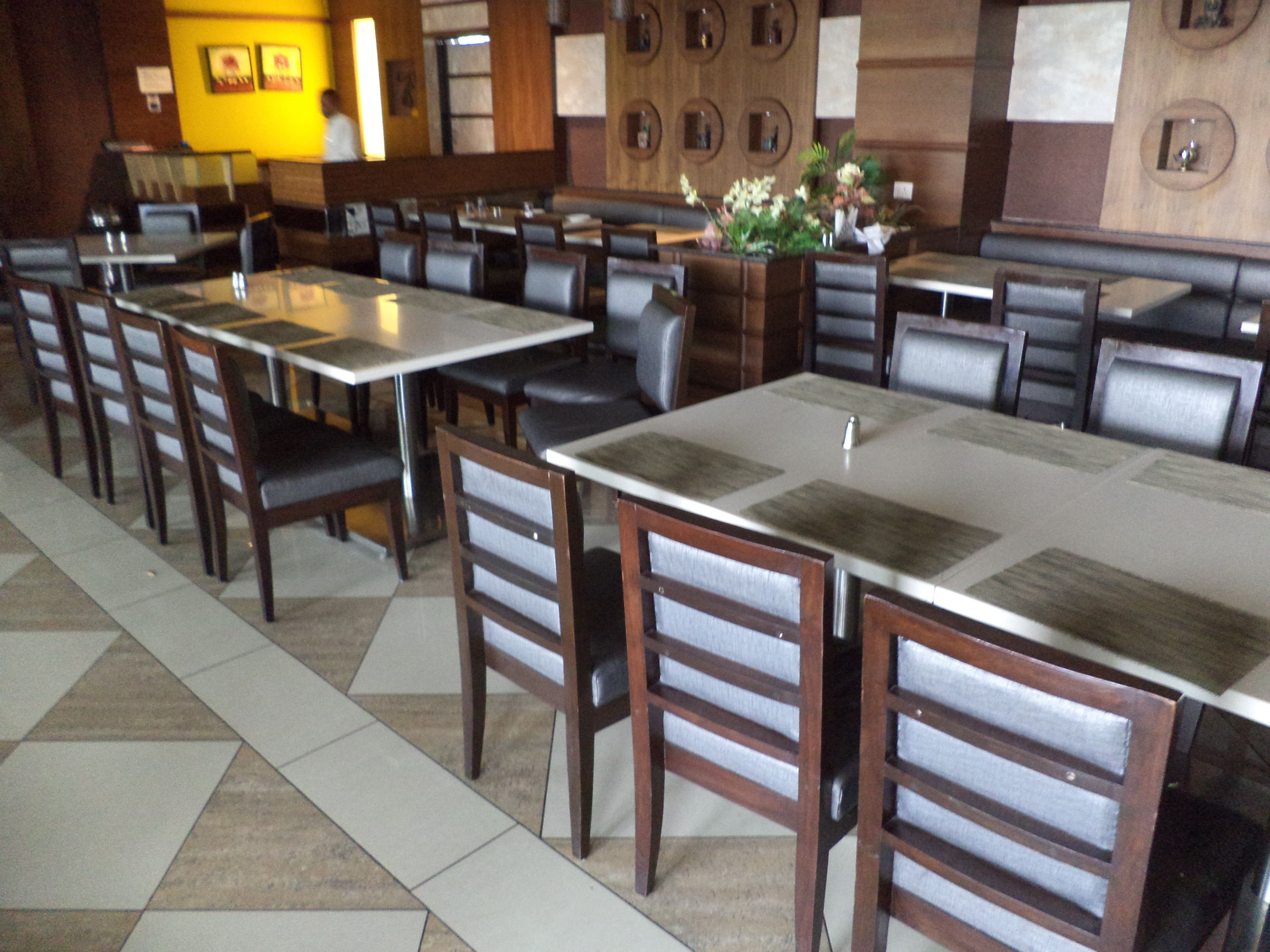 vegetarian restaurants, pure veg restaurants, dal baati churma, gatte ki sabzi, shahi paneer - Tan - Sukh By Kanha - img5