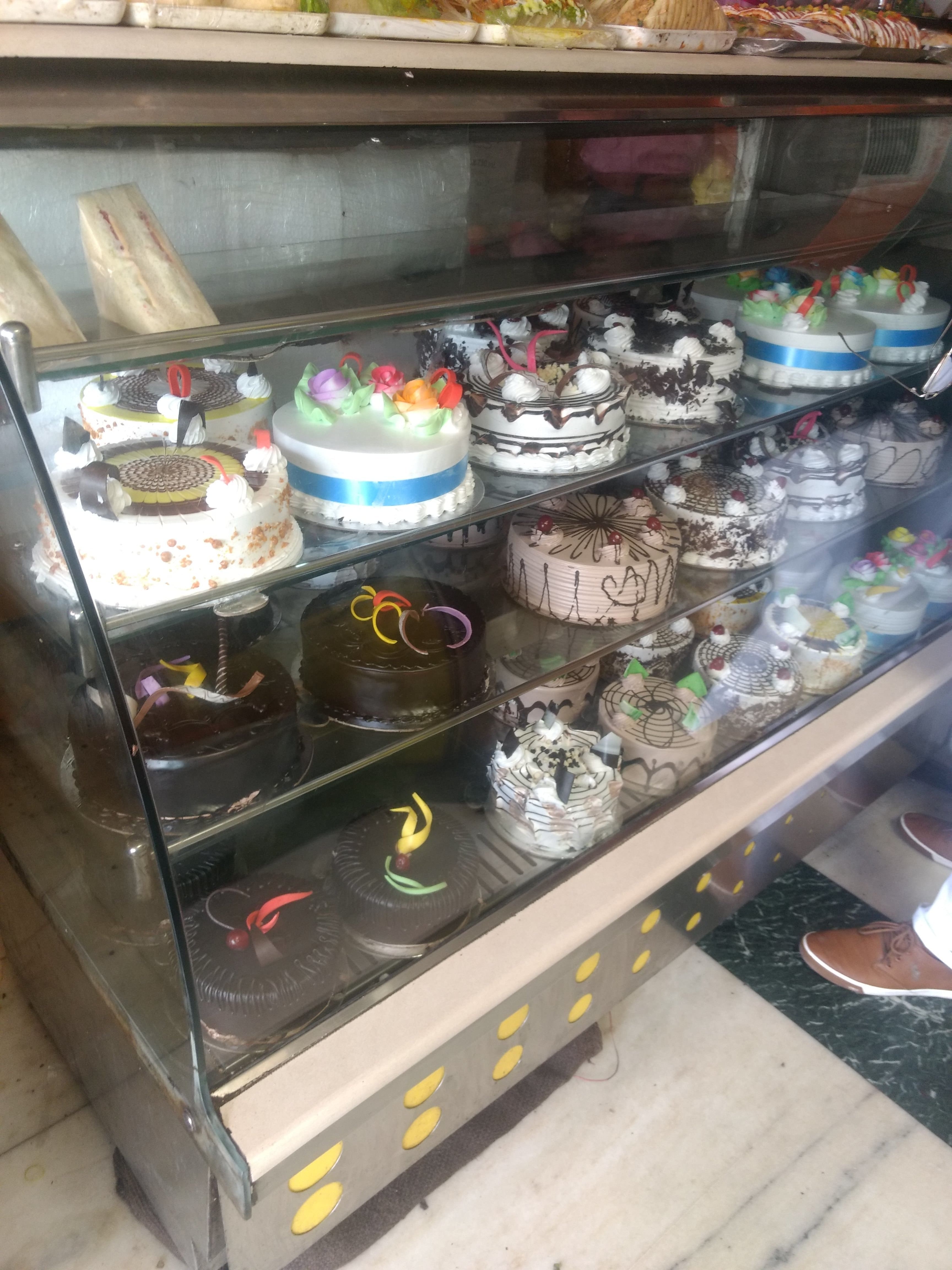 Cake World, Gopalpura, Jaipur | Zomato