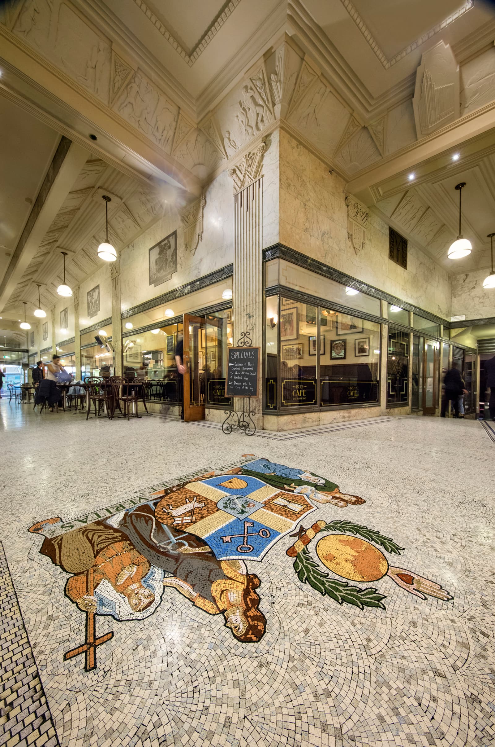 1932-cafe-restaurant-cbd-melbourne-zomato