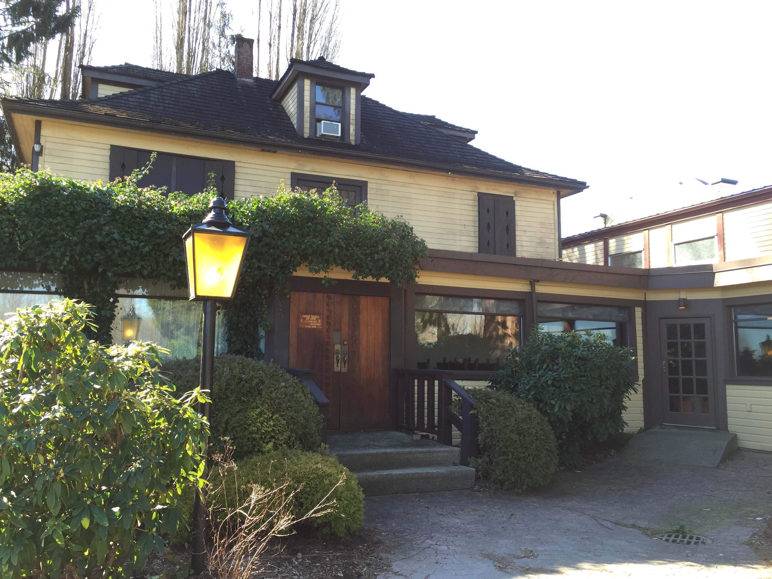 Bedford House Restaurant and Lounge, Langley Twp, Langley Zomato