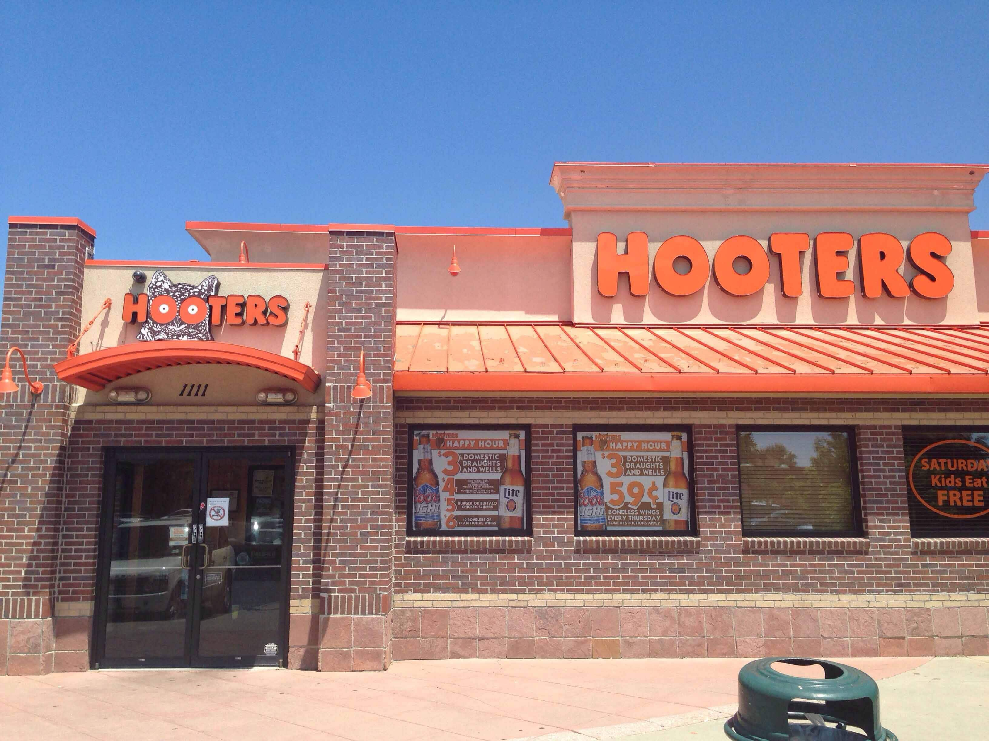 Menu of Hooters, Broomfield, Denver