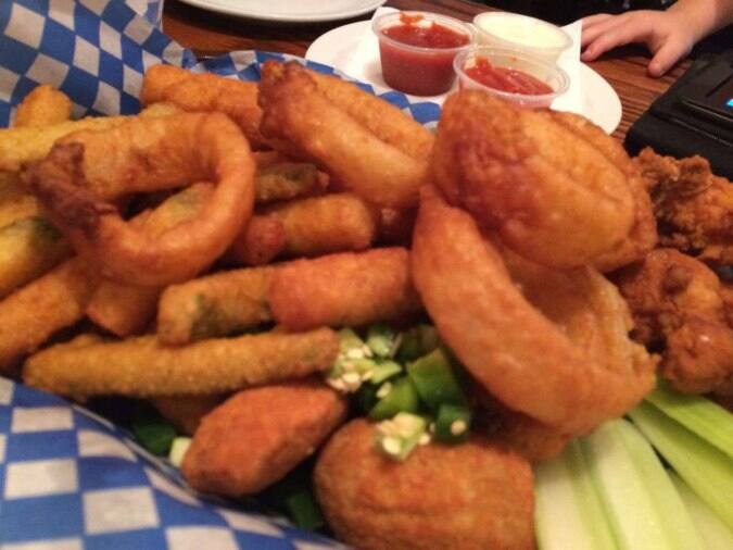 Paul & Sandy's Real BBQ, Etobicoke, Toronto Urbanspoon/Zomato