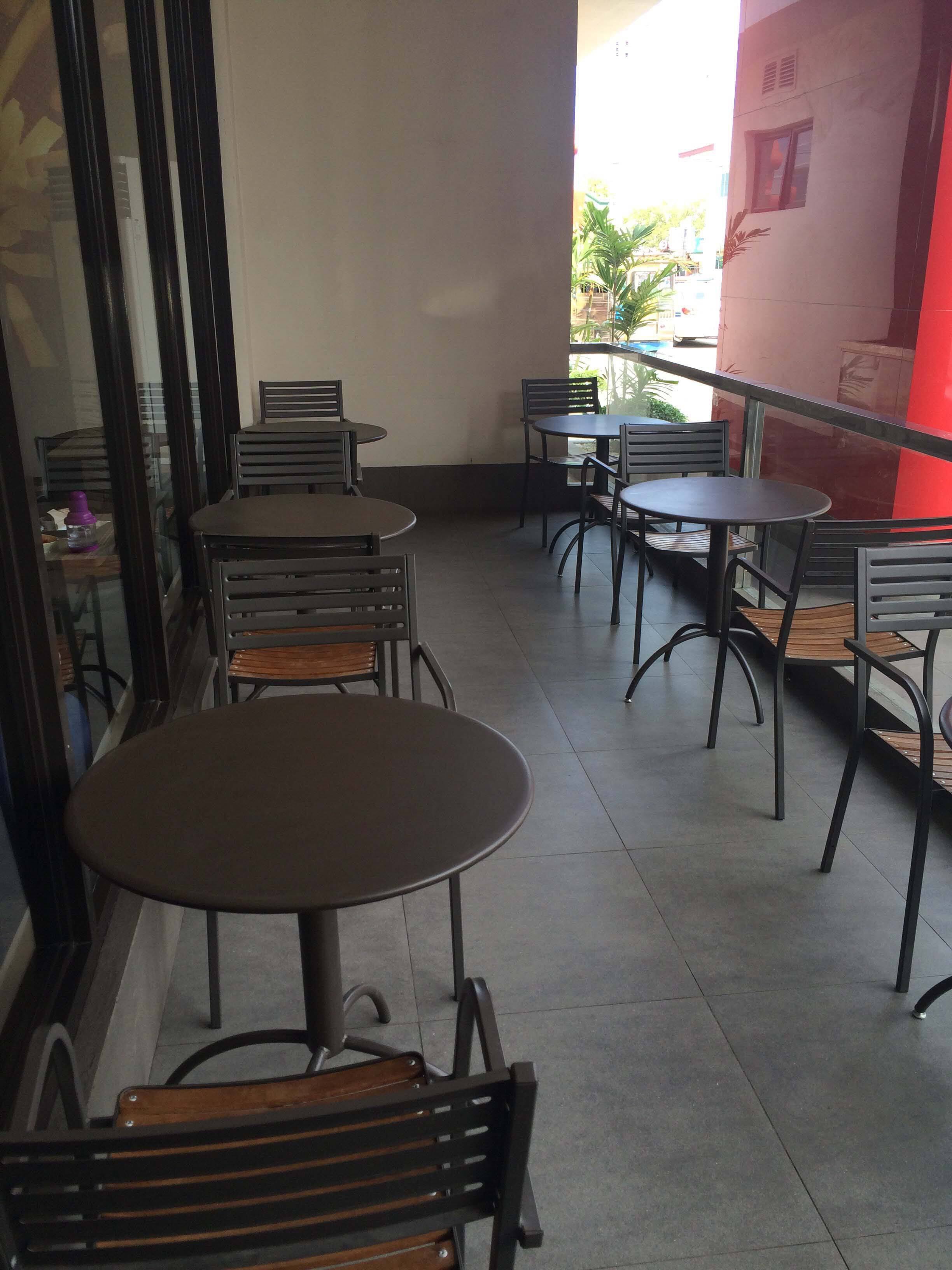 Jollibee, Naga City, Cebu | Zomato