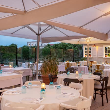 Restaurants In Hilton Istanbul Bosphorus Harbiye Sisli Istanbul Zomato Zomato Turkey