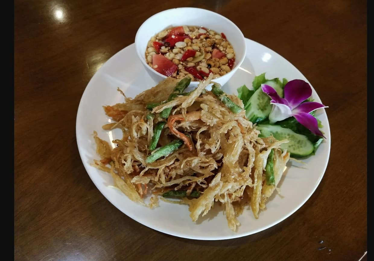 My thai, tuk tuk thai, khao pad, green thai curry, Thai cuisine, Tom Yum soup, pad thai noodles - Thai Basil - img3