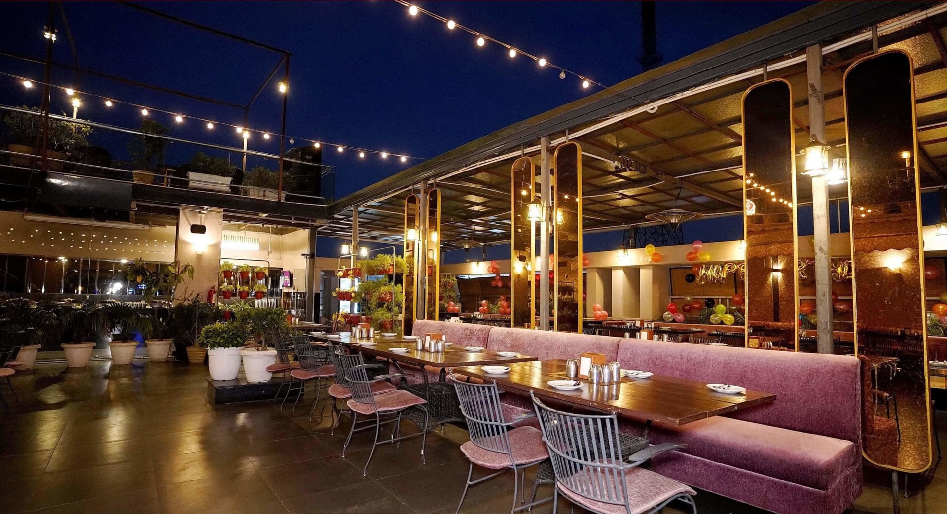 Restaurant image