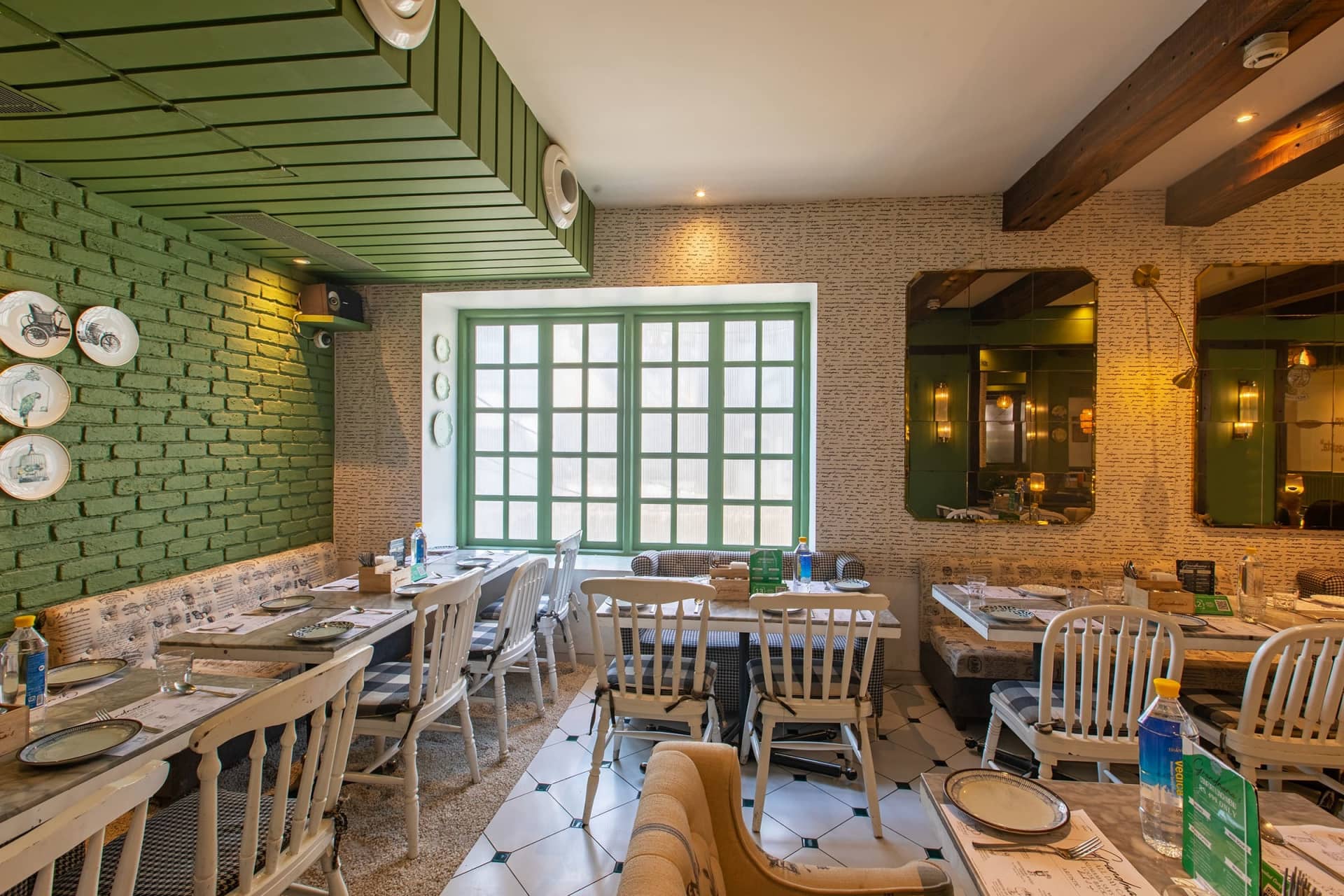 Restaurant image