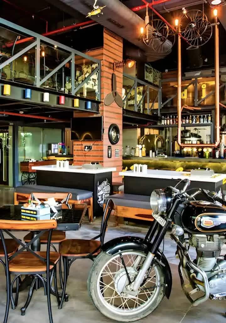 beer bars, craft beer, beer restaurants, breweries, microbreweries, brewpubs, beer pubs, beer lounges, craft beer bars, beer tasting - Motor Works & Brewing Company - img1