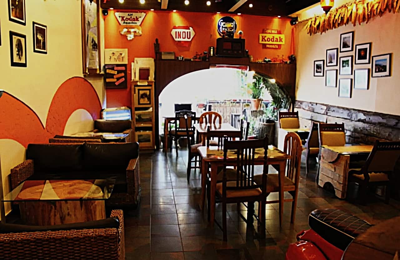 backpacker-friendly restaurants, budget-friendly restaurants, cafes, cheap eats, local eateries, casual dining, hostels with cafes - Café By The Way - img1