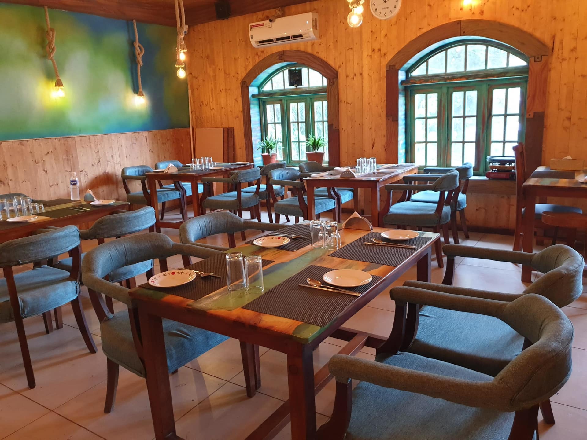 Restaurant image