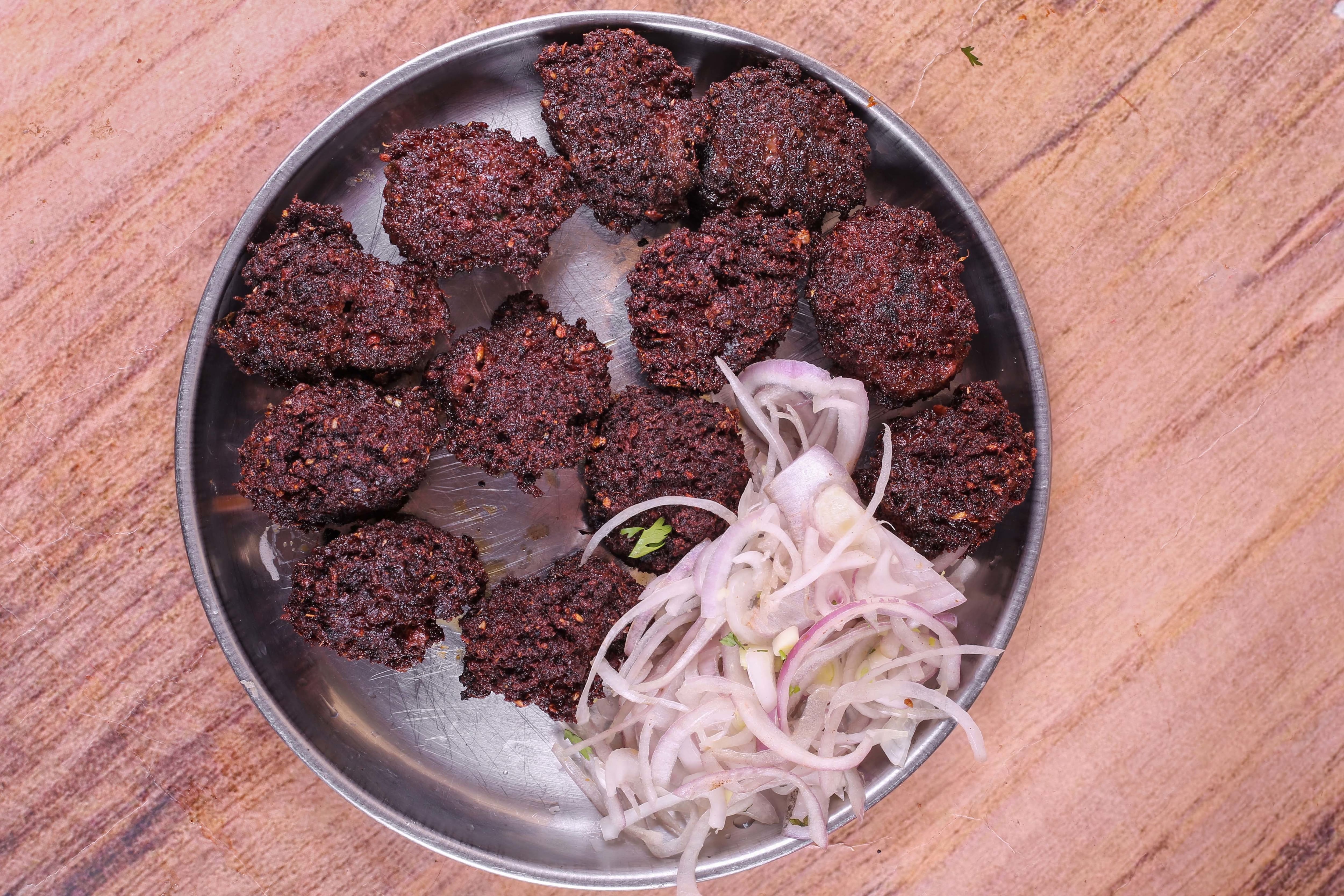 burger, burgers, burger joints, burger restaurants, gourmet burgers, smash burgers, chicken burgers, cheeseburgers, best burgers - PK Burger & Kabab Point - img2