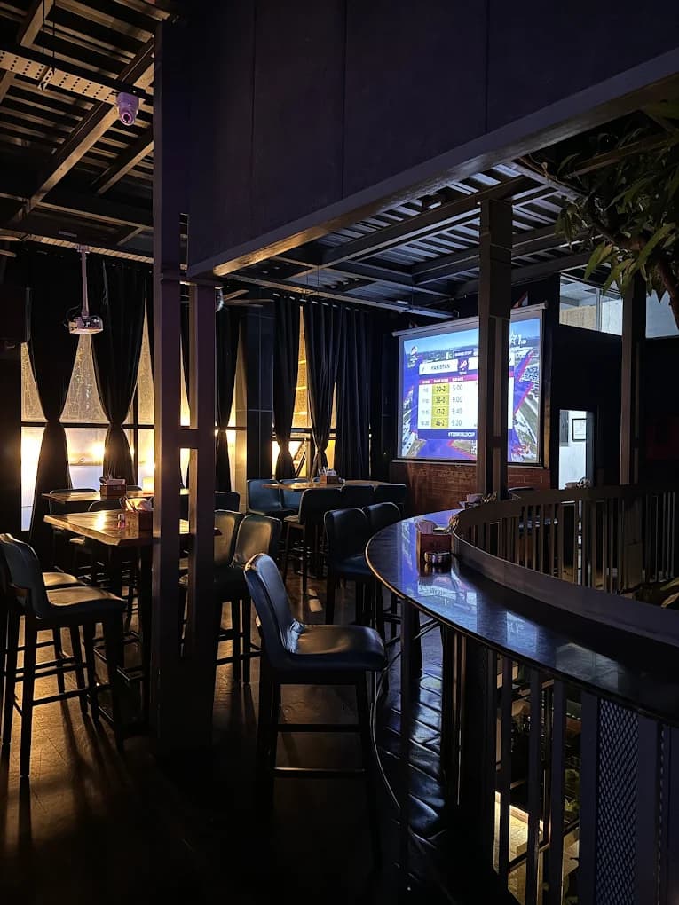 beer, beer bars, pubs, breweries, craft beer - Fat Owl - img3