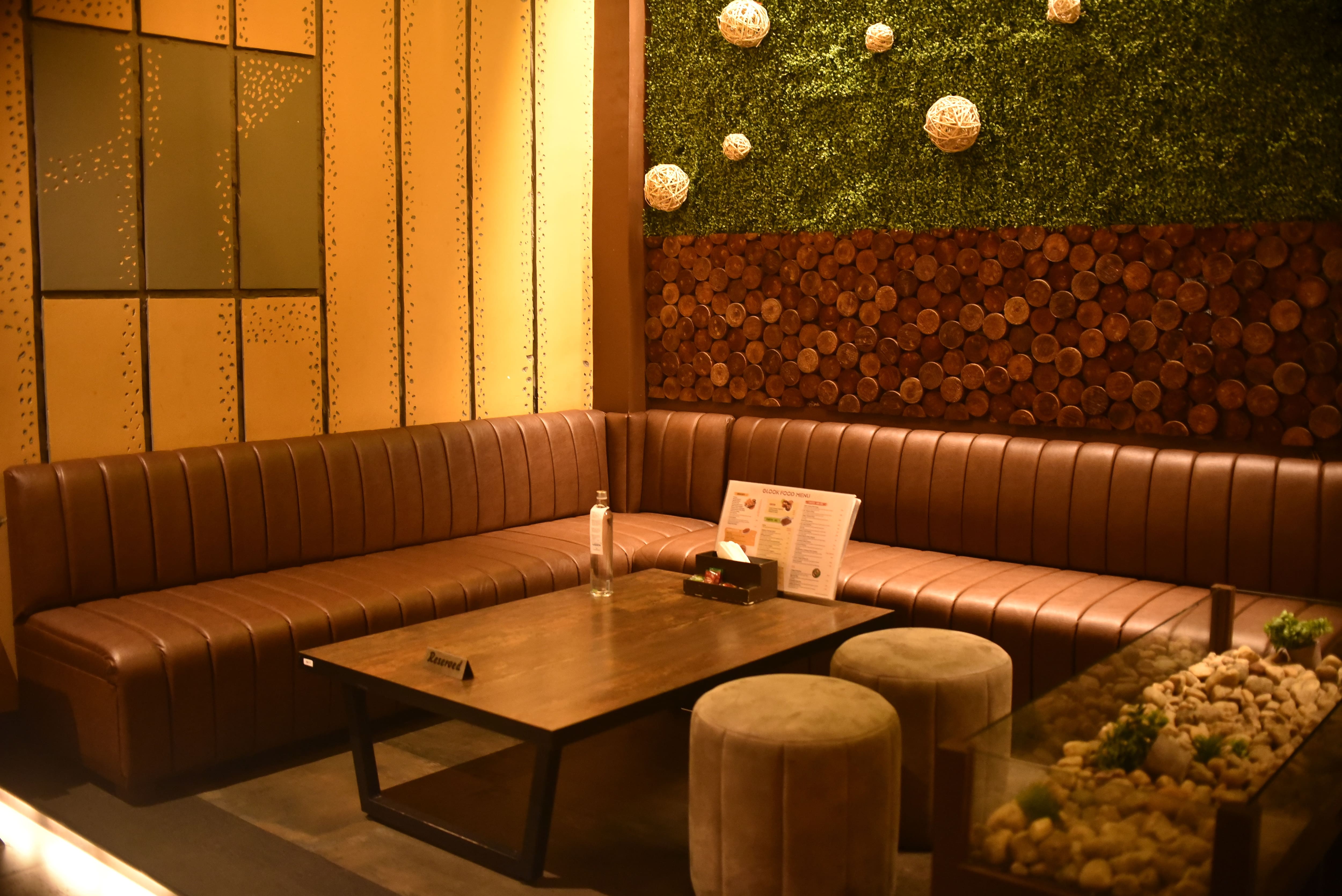 private dining, private dining rooms, private dining restaurants, group dining, fine dining restaurants, intimate dining, exclusive dining, corporate dining, luxury dining - Glook The Sky Lounge - img5
