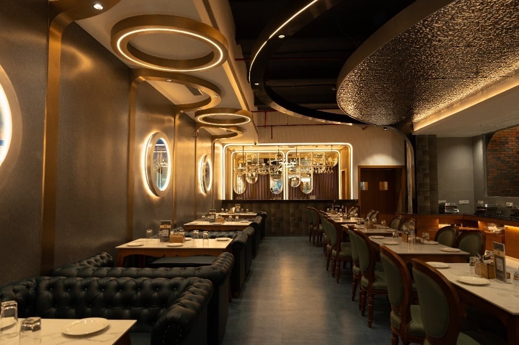 Restaurant image