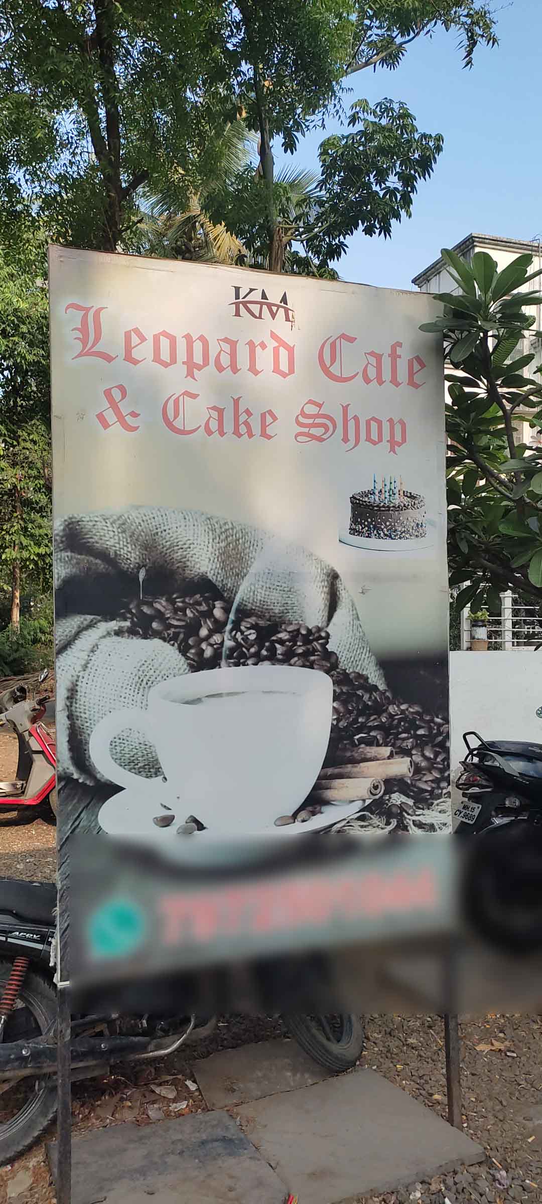 KM Leopard Cafe & Cake Shop