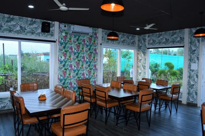 Vanjan Restaurant By RFC Resorts