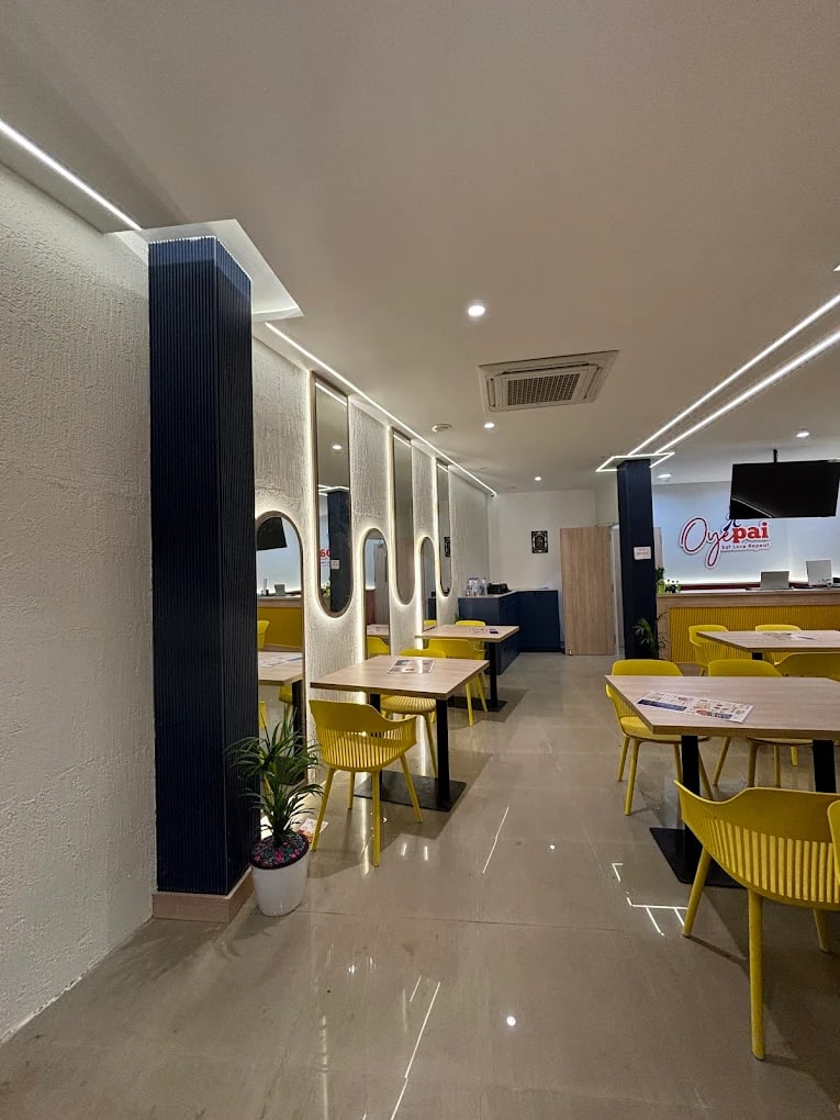 Restaurant image