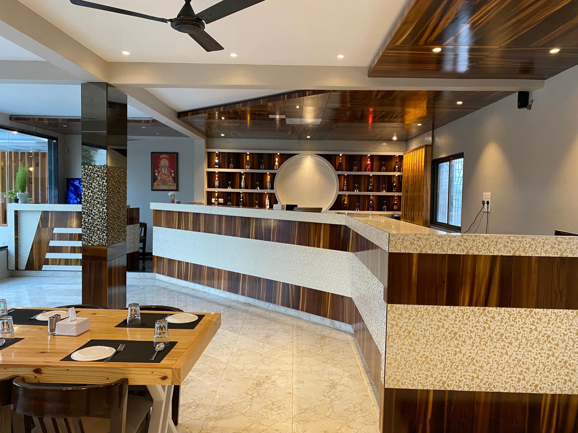 Restaurant image