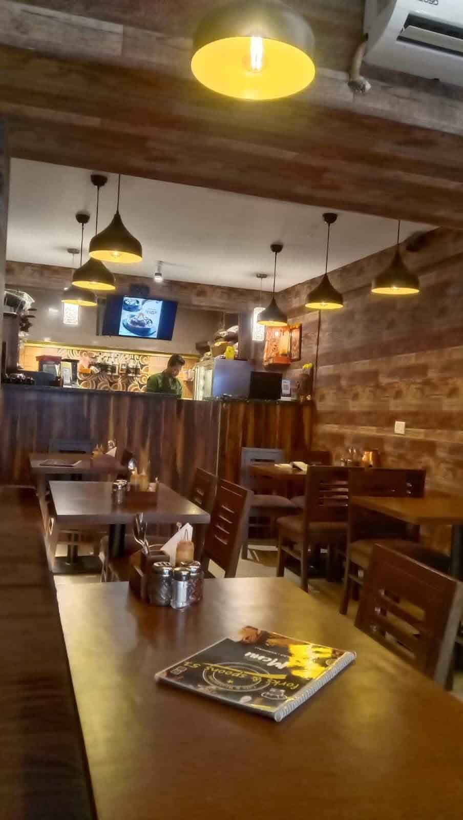 Forks & Spoons 51, Malad West, Mumbai Zomato