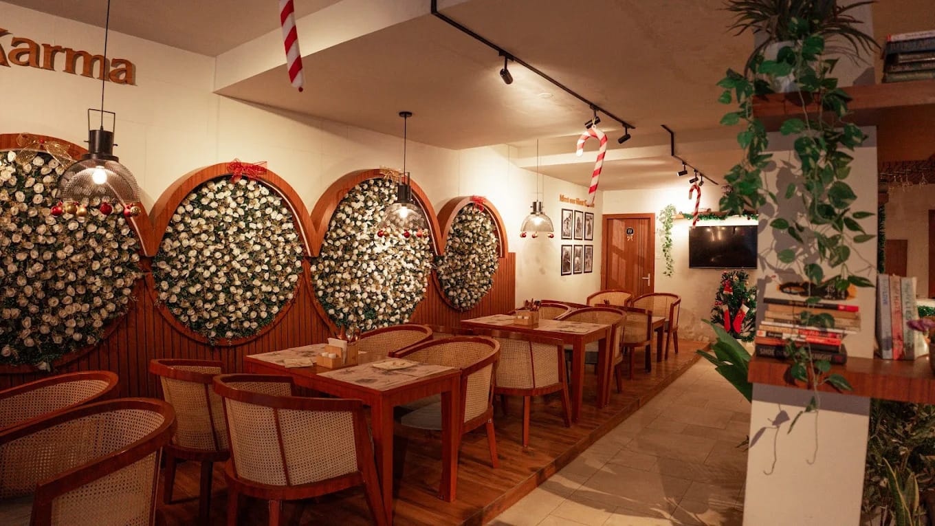 The Corner House Restaurant & Bar — photo 1
