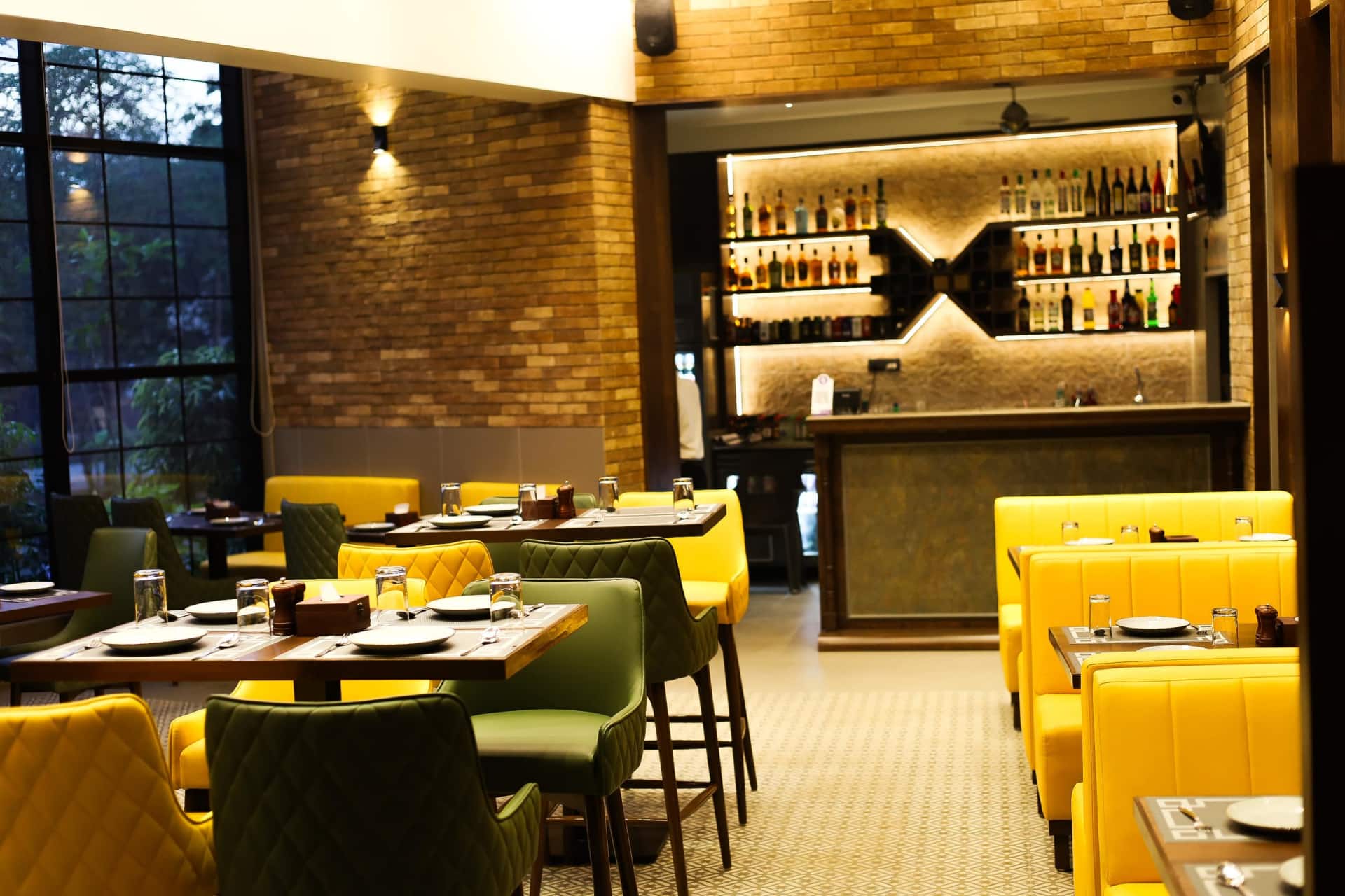 Mandar Garden Family Resto Bar image