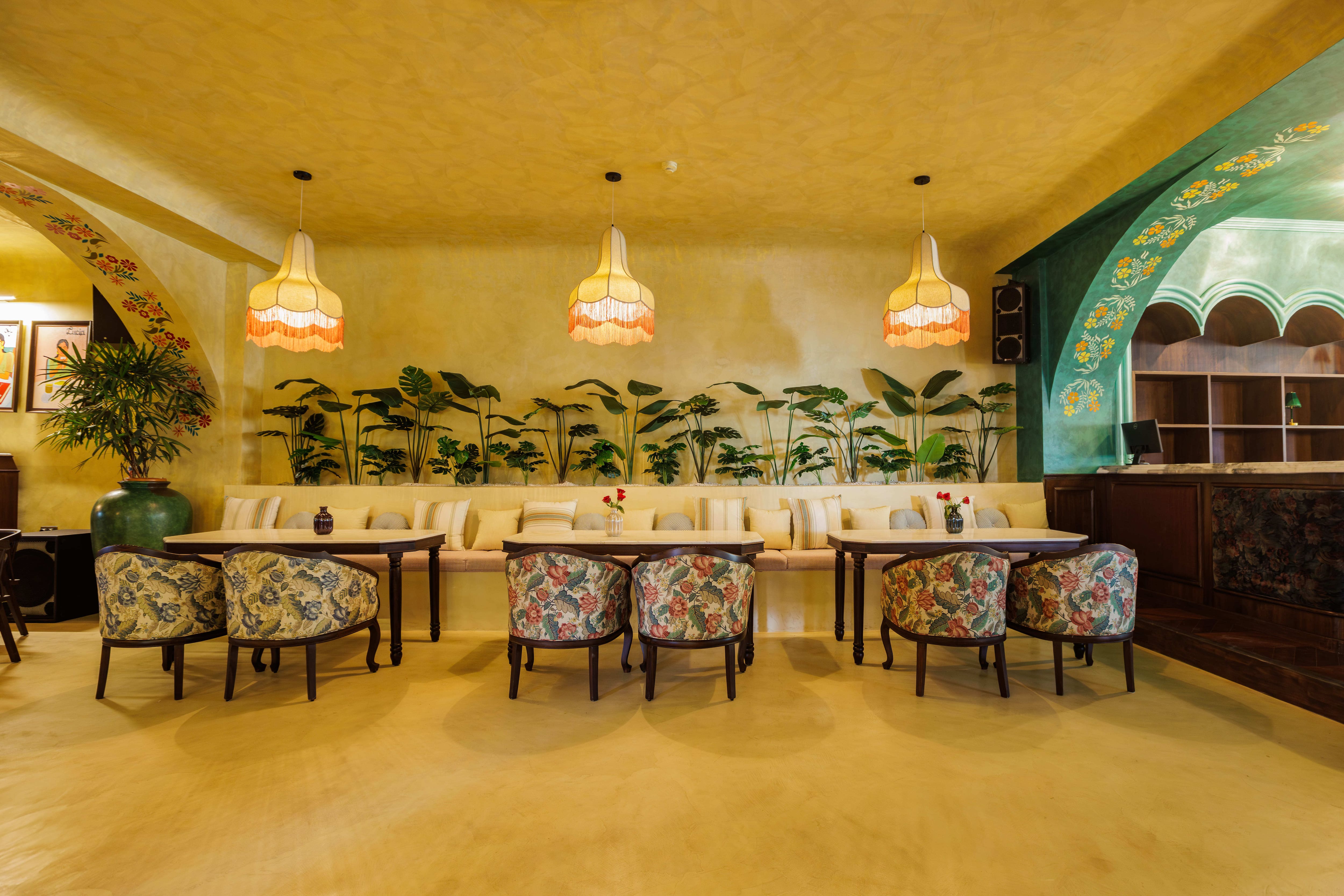 Restaurant image