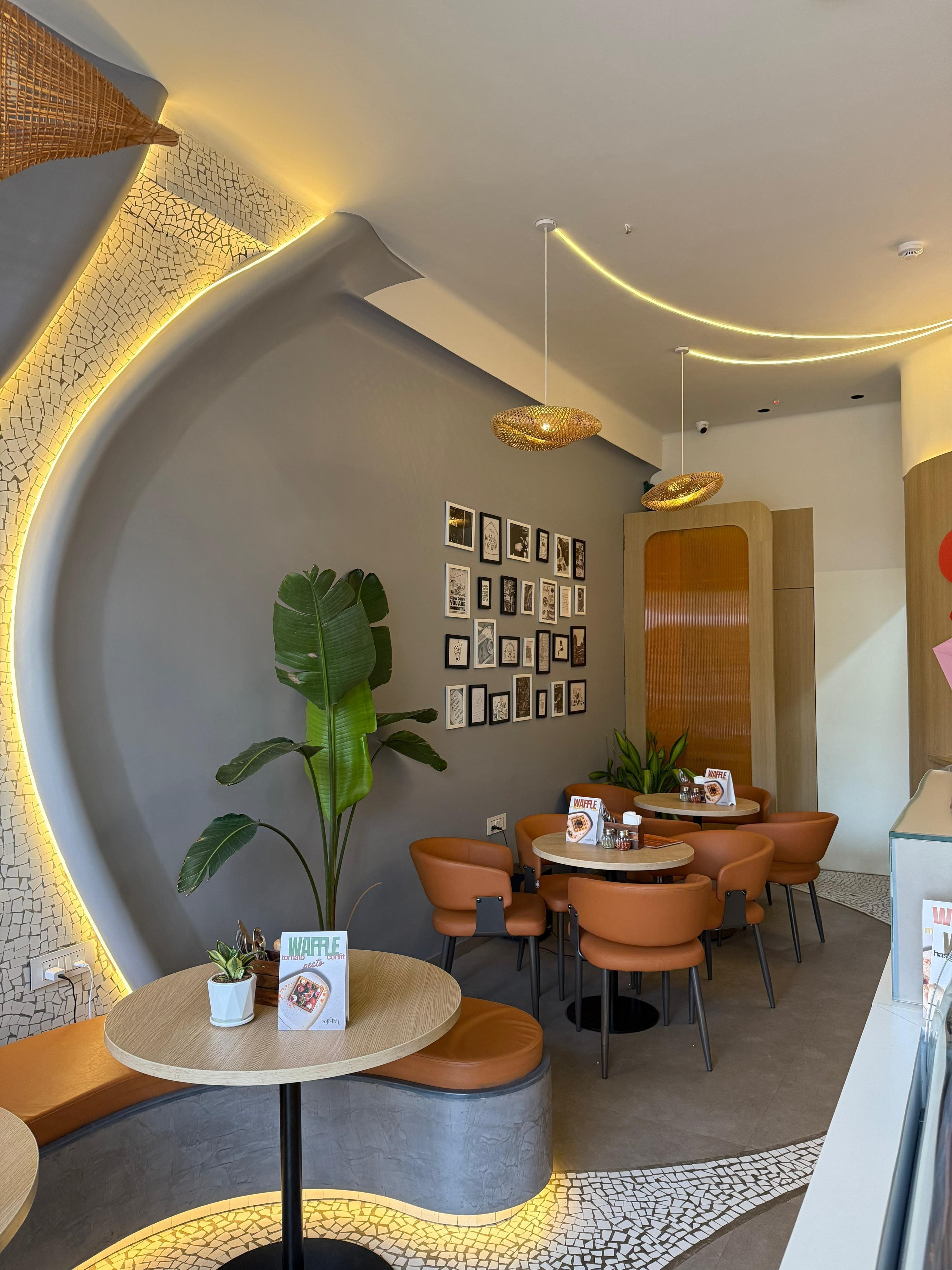 Restaurant image