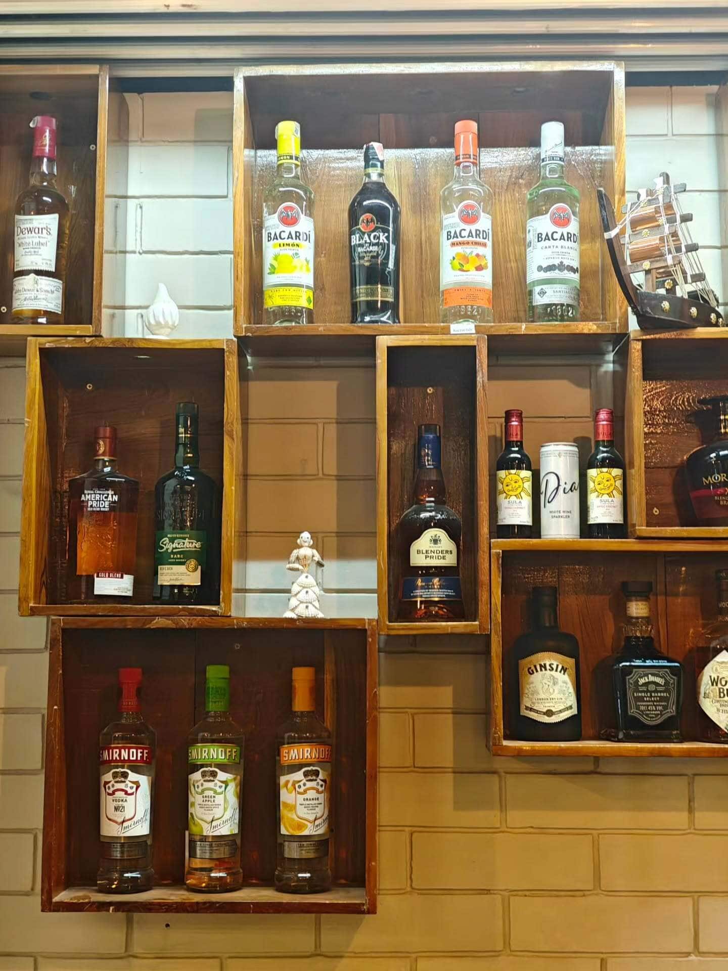 Fish & Barrel Restaurant image