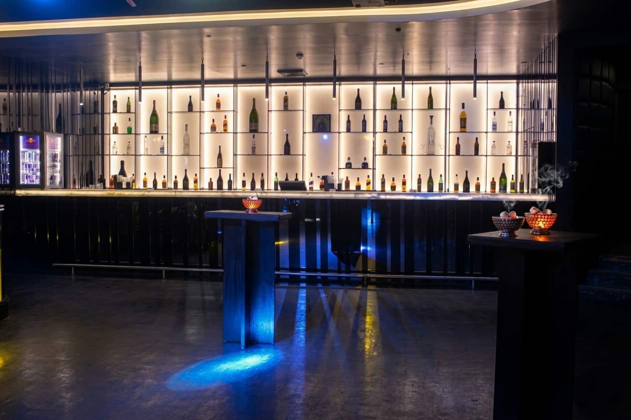 after party, bars near me, night clubs near me, pubs near me, bars open near me - Club BW - The Suryaa New Delhi - img5