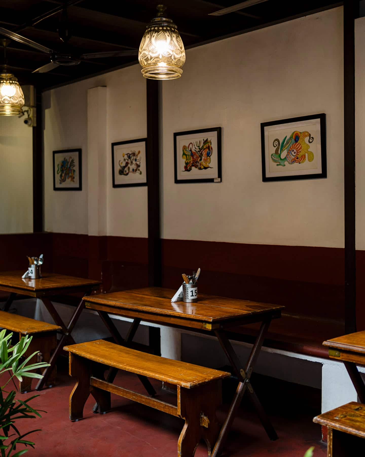 book cafes, book cafe, reading cafes, literary cafes, library cafes, quiet cafes, study cafes, coffee shops, reading spaces, cafes for readers - Dyu Art Cafe - img1