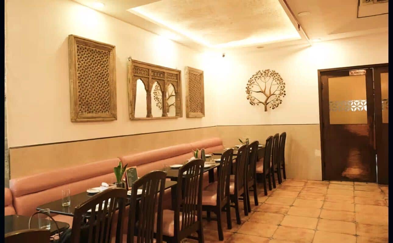 veg restaurants, vegetarian restaurants, family restaurants, veg restaurants near me, vegetarian food, north indian food, thali, paneer, dosa, chole bhature - Govardhan Vegetarian - img5