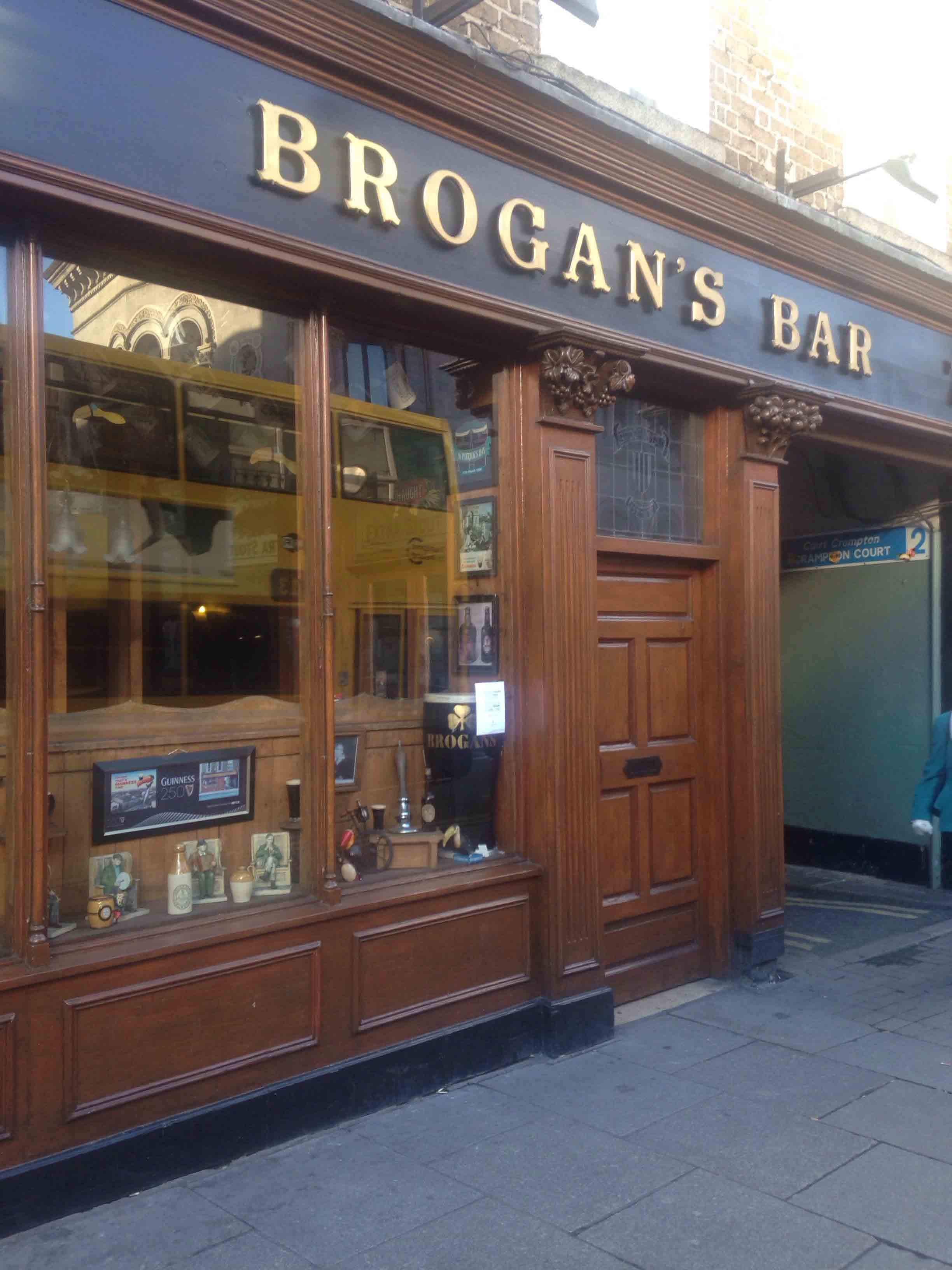 Menu of Brogan's Bar, Temple Bar, Dublin