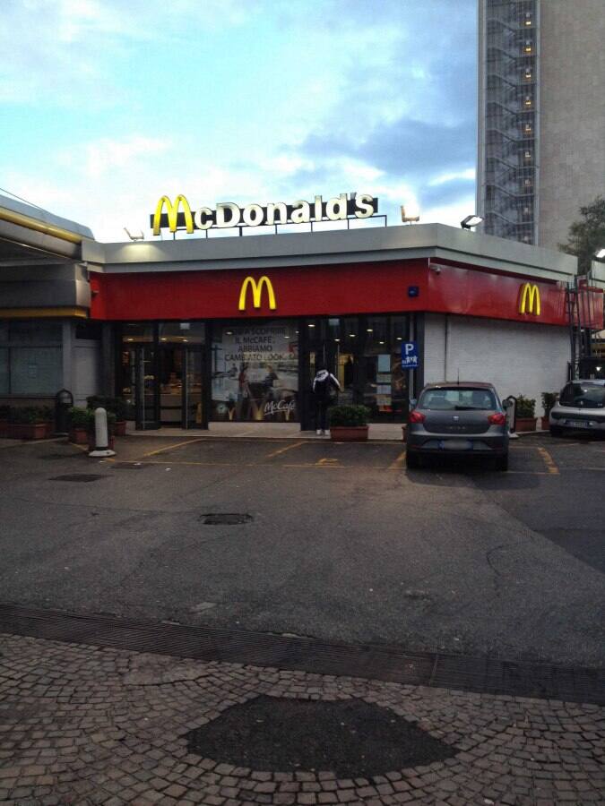 McDonald's a Roma Foto del Menu con Prezzi Zomato Italia McDonald's a Roma Foto del Menu con Prezzi Zomato Italia