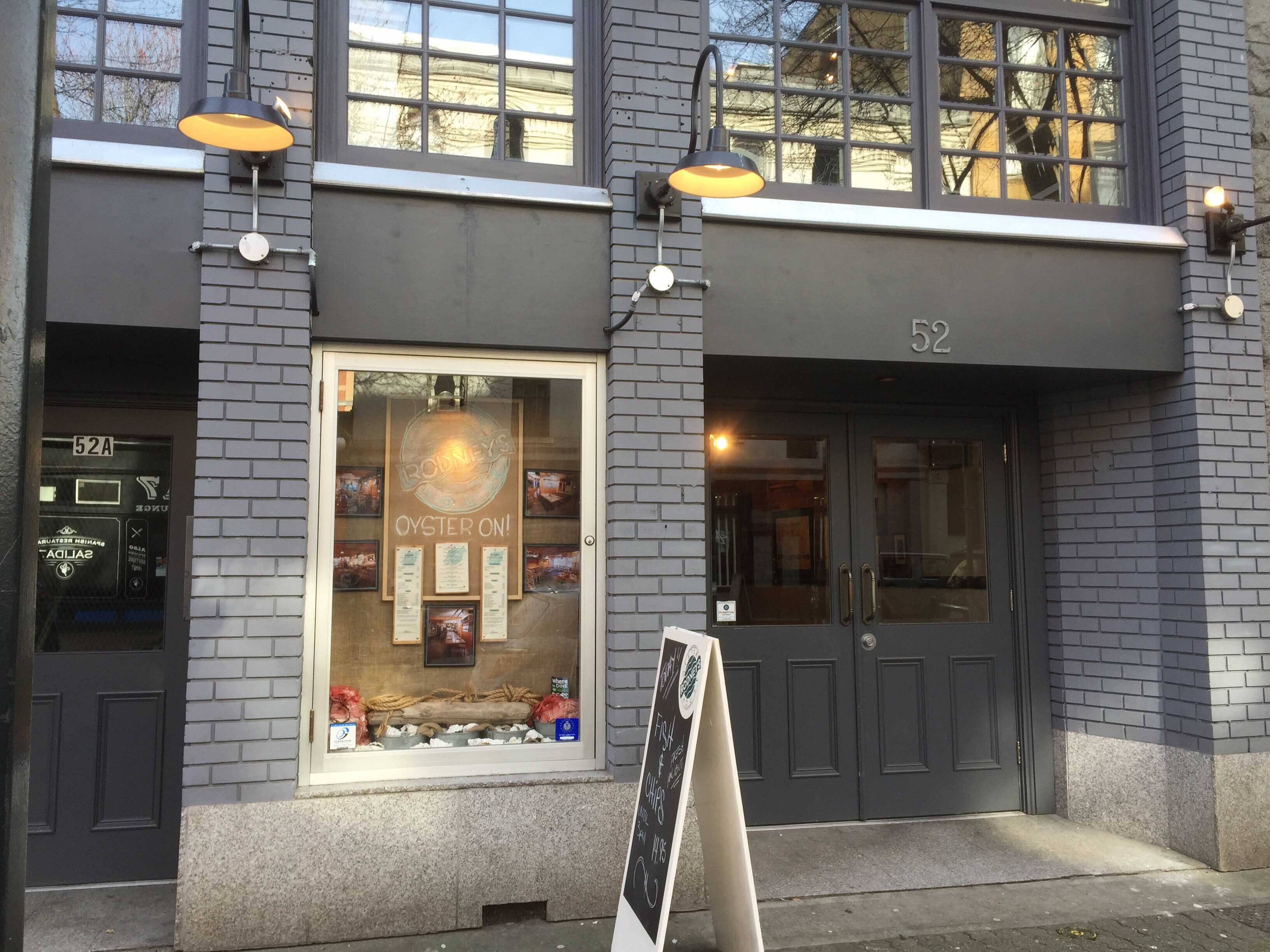 Rodney's Oyster House, Gastown, Vancouver