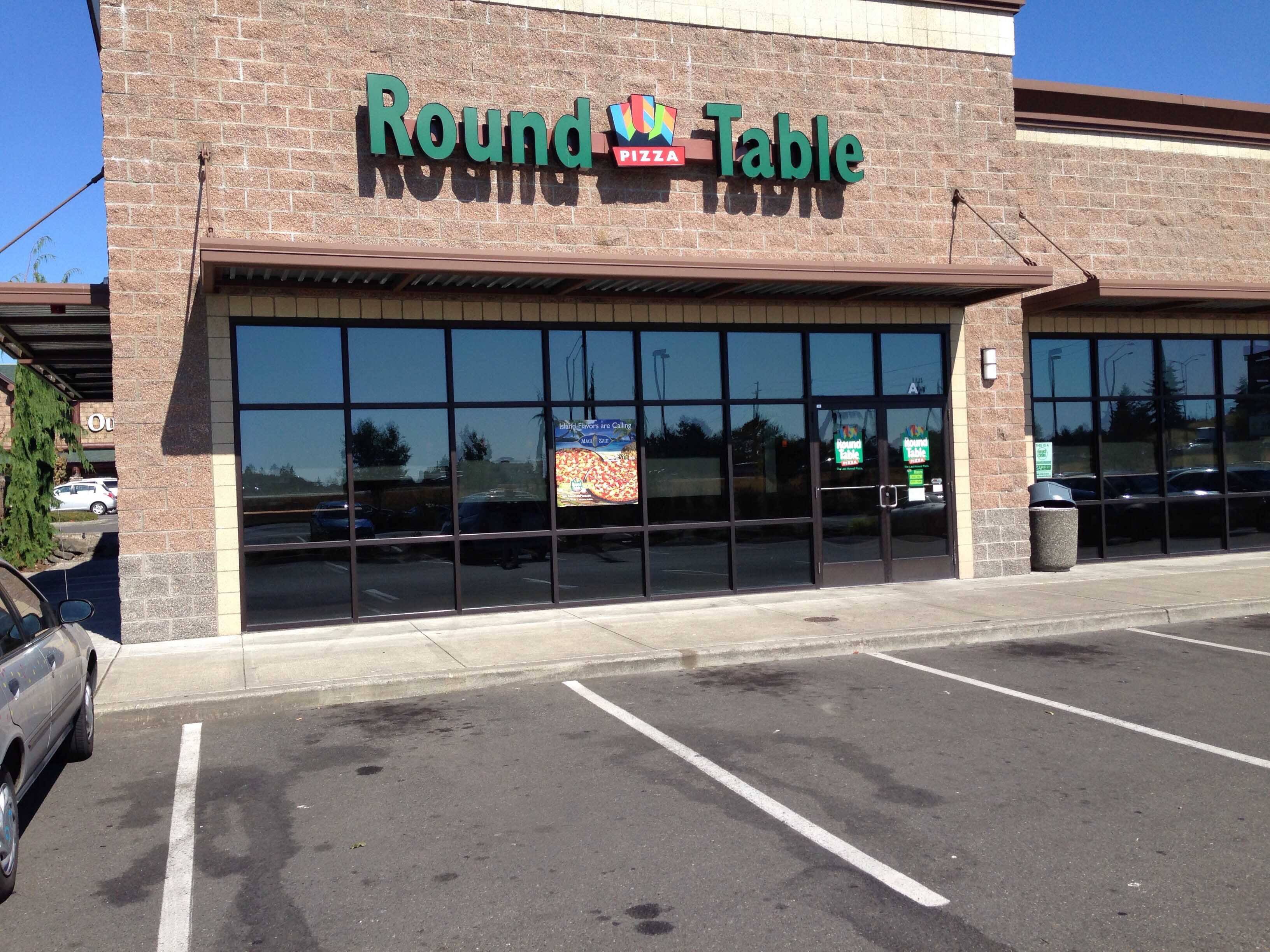 Round Table Pizza South Hosmer Street Wa Elcho Table