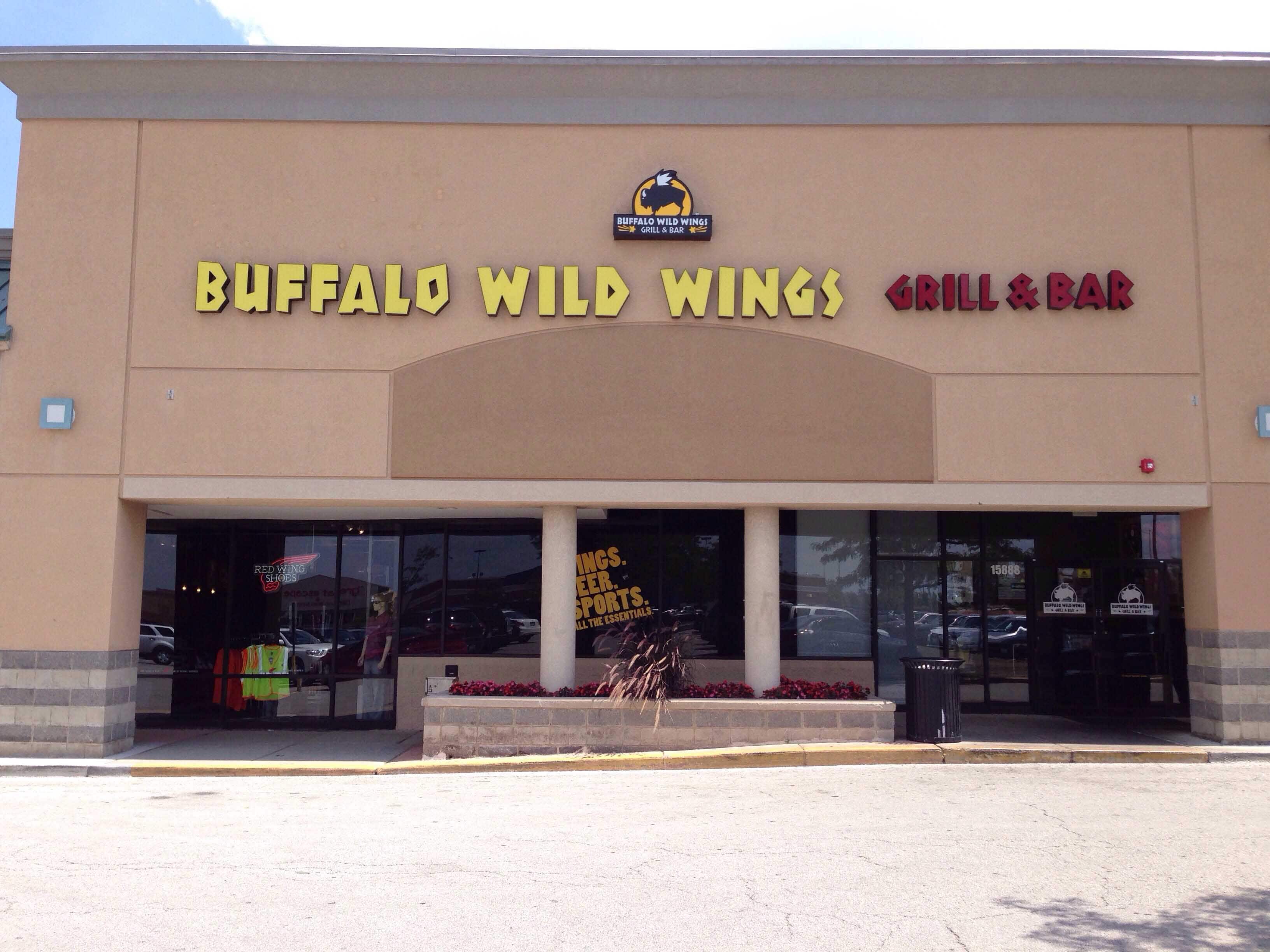 Buffalo Wild Wings, Orland Park, Chicago