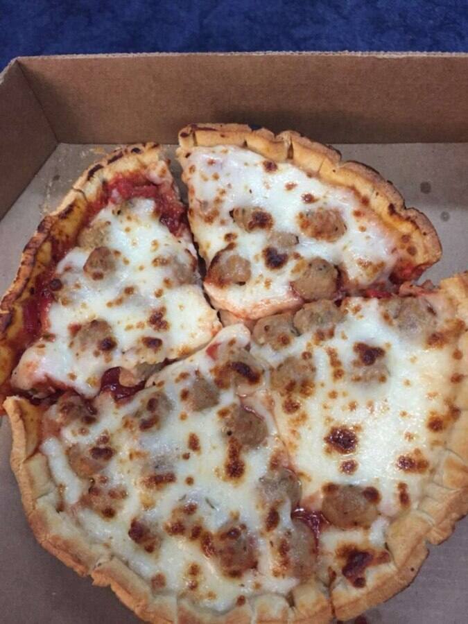 Reggio's Pizza Menu, Menu for Reggio's Pizza, Airport Chicago O'Hare