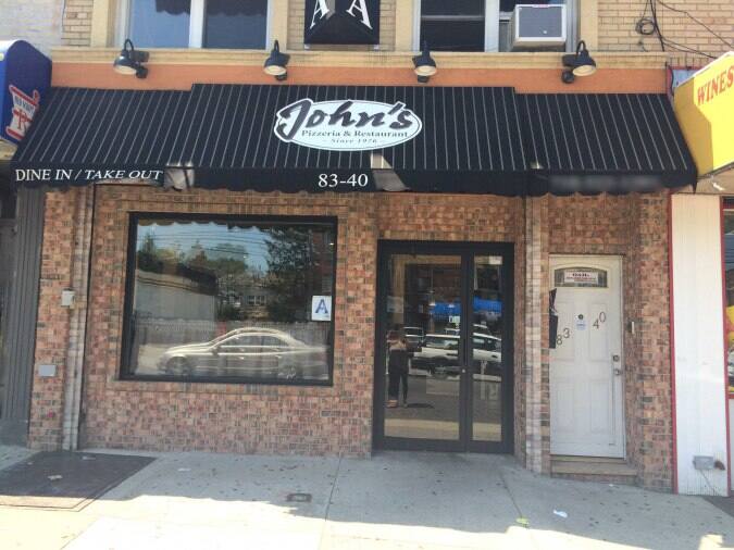 John's Pizzeria Menu, Menu for John's Pizzeria, Briarwood, New York City Urbanspoon/Zomato