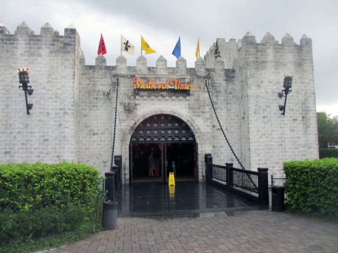 medieval times locations in california