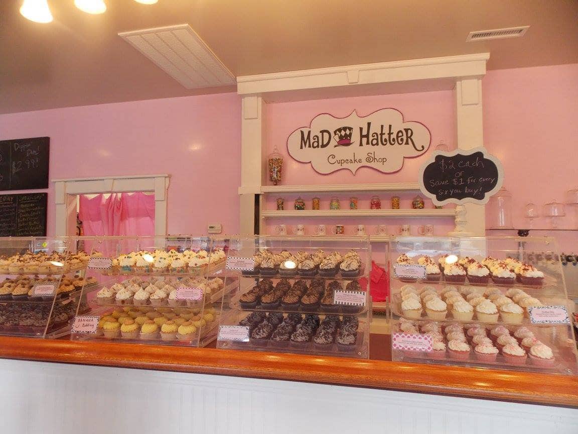 Mad Hatter Cakes and Cupcake Shop, Jacksonville, Jacksonville Zomato