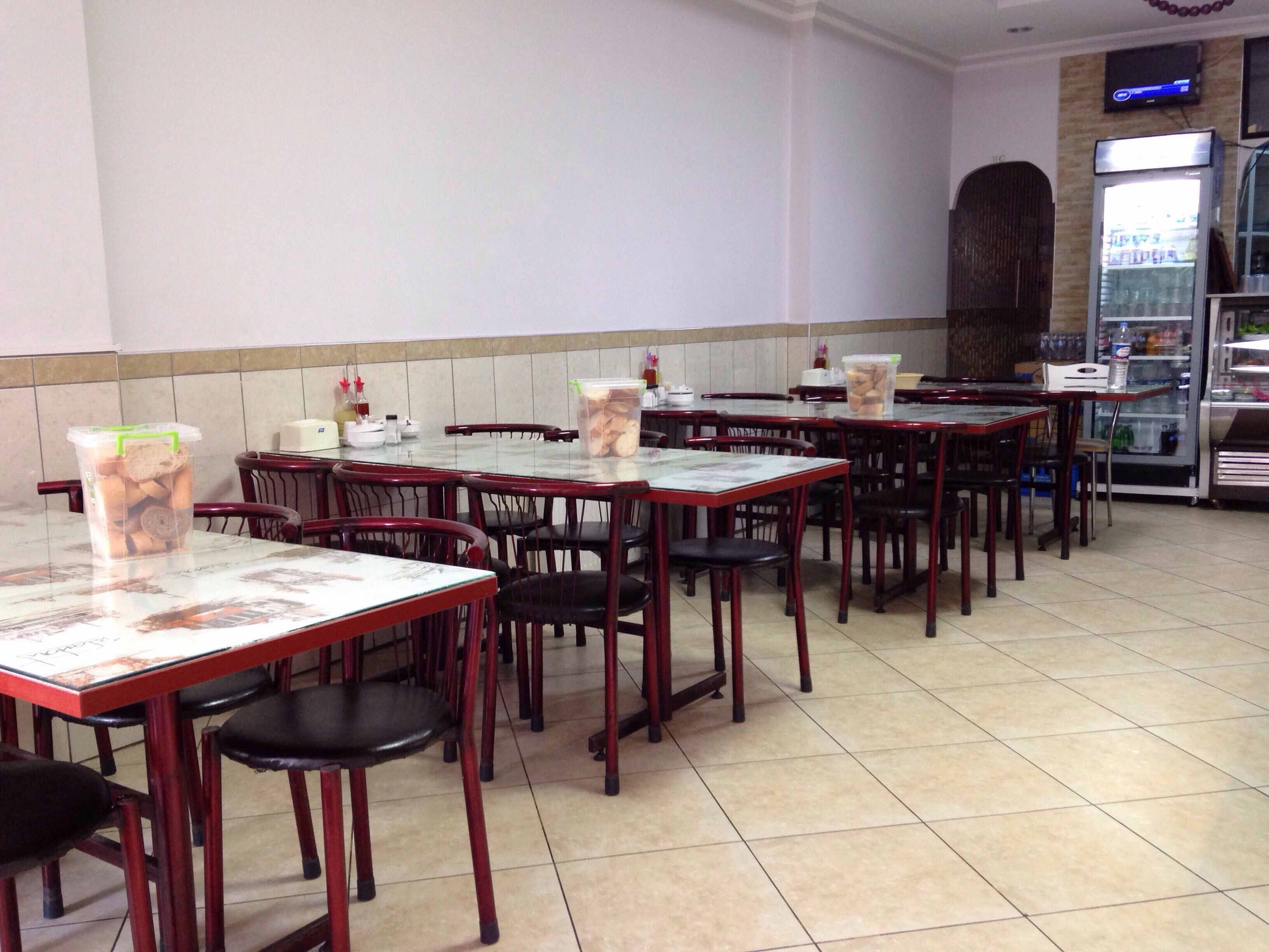 Yer Sahane Fiyatlar Yemek Ve Hizmet Kalitesine Gore Cok Pahali Tuzla Yat Kulubu Restoran Istanbul Turkiye Tripadvisor