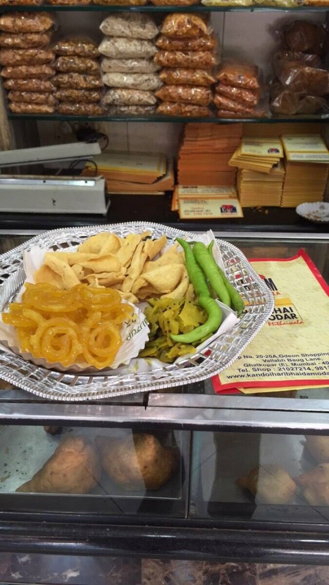 Kandoi Haribhai Damodar Mithaiwala a Mumbai Foto del Menu con Prezzi Zomato