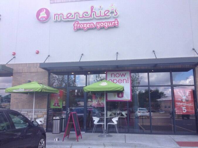 Menchie's Frozen Yogurt, Palatine, Chicago Urbanspoon/Zomato