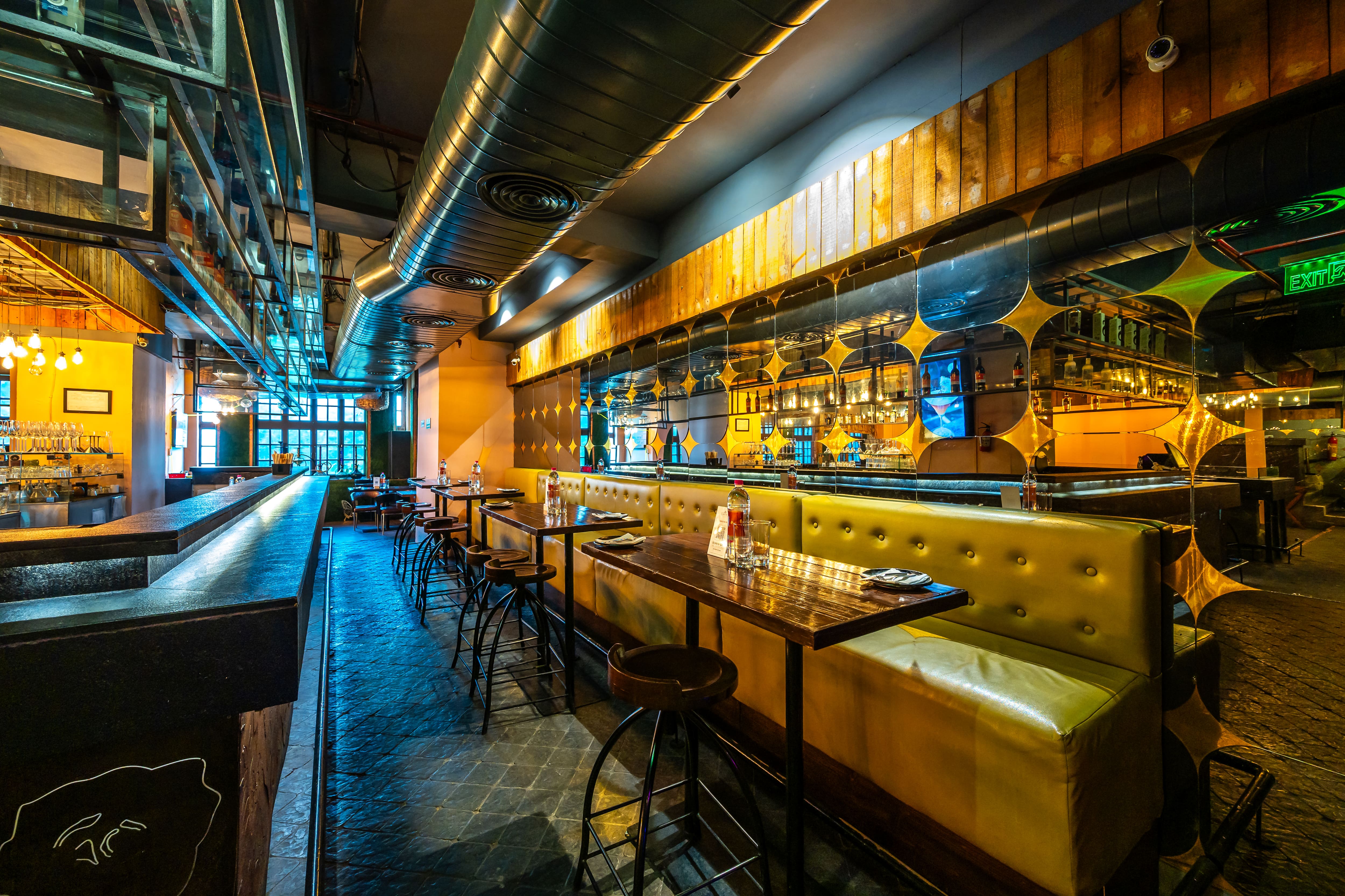 bollywood themed restaurants, bollywood restaurants, bollywood bars, themed restaurants, party restaurants - Farzi Cafe - img1